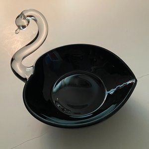 Black glass Trinket dish Sweetheart Swan Viking Glass. jewelry candy
